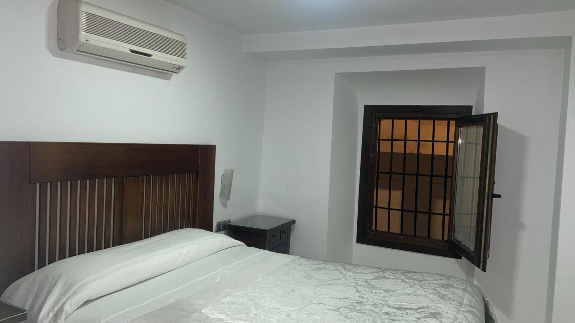 Pension Veracruz 2 กรานาดา ภายนอก รูปภาพ